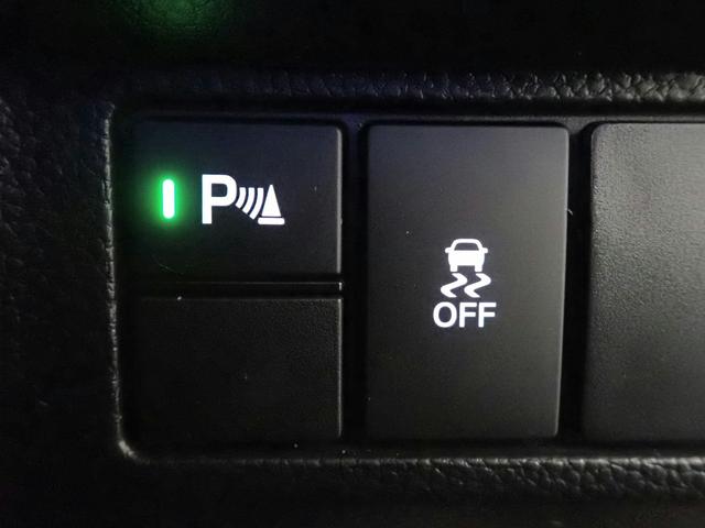 N-BOXカスタム L 社外メモリーナビ フルセグTV Bカメラ 両側電動スライドドア LEDオートライト ワンオーナー 禁煙車 Pセンサー シートヒーター USB充電 シートバックテーブル ホンダセンシング スマートキー(16枚目)