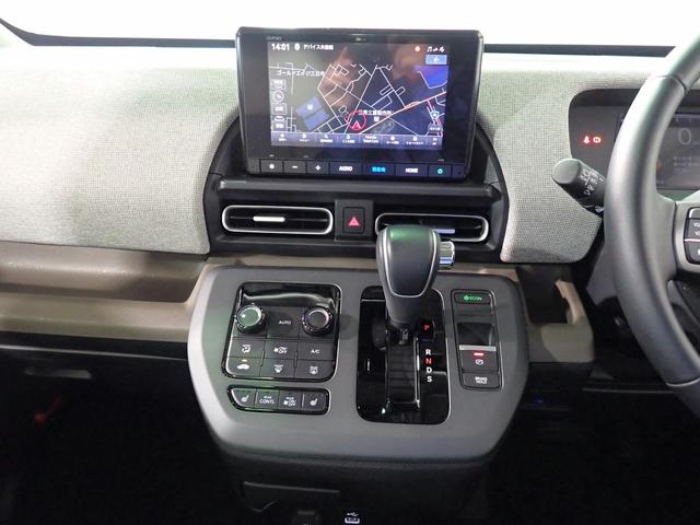 フリード エアーＥＸ　ギャザズ８インチメモリーナビ　ブルートゥース　バックカメラ　両側電動スライドドア　ＥＴＣ車載器　ＬＥＤオートライト　オートハイビーム　ワンオーナー　禁煙車　シートヒーター　ＢＳＩ　パーキングセンサー（8枚目）