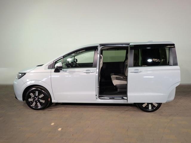 フリード エアーＥＸ　ギャザズ８インチメモリーナビ　ブルートゥース　バックカメラ　両側電動スライドドア　ＥＴＣ車載器　ＬＥＤオートライト　オートハイビーム　ワンオーナー　禁煙車　シートヒーター　ＢＳＩ　パーキングセンサー（32枚目）