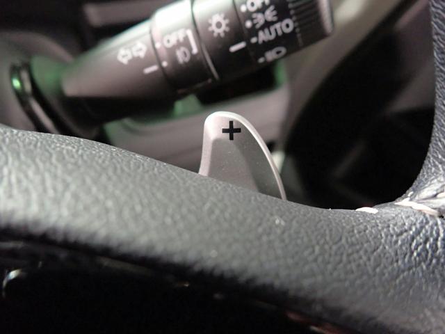 Ｎ－ＢＯＸカスタム Ｌターボスタイル＋ブラック　ギャザズ８インチメモリーナビ　フルセグＴＶ　ブルートゥース　Ｂカメラ　両側電動スライドドア　ＬＥＤオートライト　パーキングセンサー　シートヒーター　シートバックテーブル　パドルシフト　ターボ（14枚目）