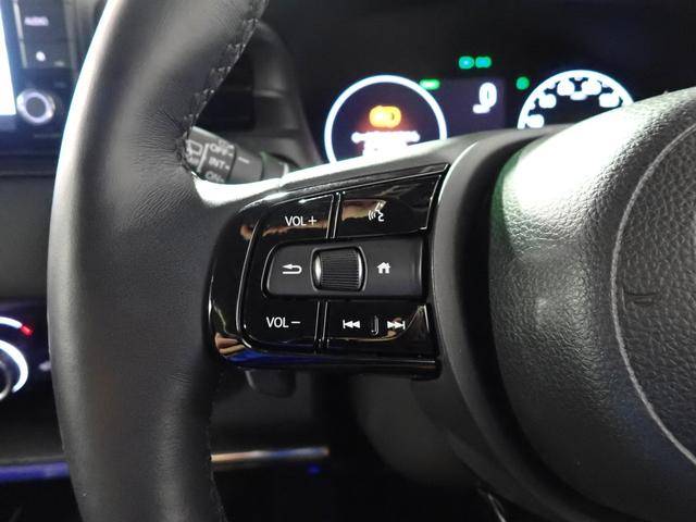 ヴェゼル ｅ：ＨＥＶＺ　ギャザズ９インチナビ　フルセグＴＶ　ブルートゥース　バックカメラ　ＥＴＣ車載器　ＬＥＤオートライト　オートハイビーム　ワンオーナー　禁煙車　パーキングセンサー　パドルシフト　ワイヤレス充電　ＢＳＩ（19枚目）