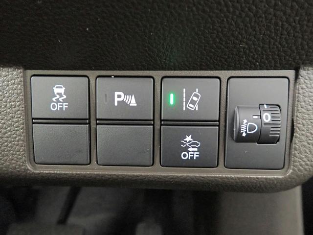 N-WGN L 純正ディスプレイオーディオ ワンセグTV バックカメラ シートヒーター オートライト ワンオーナー 禁煙車 パーキングセンサー ホンダセンシング USB充電 スマートキー アイドリングストップ(13枚目)