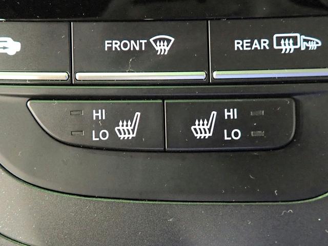 フリード クロスター ギャザズメモリーナビ ブルートゥース フルセグTV バックカメラ 両側電動スライドドア ETC車載器 LEDオートライト 禁煙車 シートヒーター ハーフレザーシート ドラレコ前後 ルーフレール(12枚目)