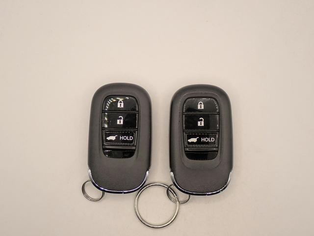 ヴェゼル e:HEVPLaY ホンダコネクト9インチナビ フルセグTV ブルートゥース バックカメラ ETC2.0 LEDオートライト ワンオーナー 禁煙車 Pセンサー シート&ステアリングヒーター パノラマサンルーフ(10枚目)