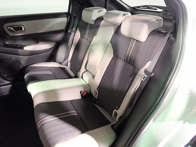 ヴェゼル e:HEVPLaY ホンダコネクト9インチナビ フルセグTV ブルートゥース バックカメラ ETC2.0 LEDオートライト ワンオーナー 禁煙車 Pセンサー シート&ステアリングヒーター パノラマサンルーフ(26枚目)