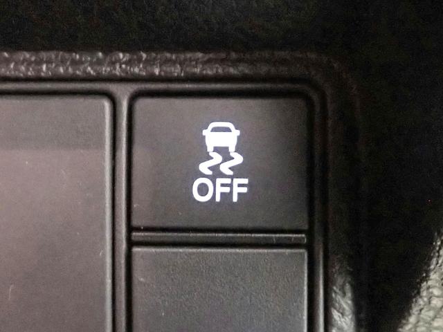 シビック タイプＲ　６速マニュアル　ギャザズメモリーナビ　フルセグＴＶ　ブルトュース　バックカメラ　ＥＴＣ車載器　ＬＥＤオートライト　クルーズコントロール　禁煙車　ドラレコ前後　スマートキー　ターボ　純正２０ＡＷ（13枚目）