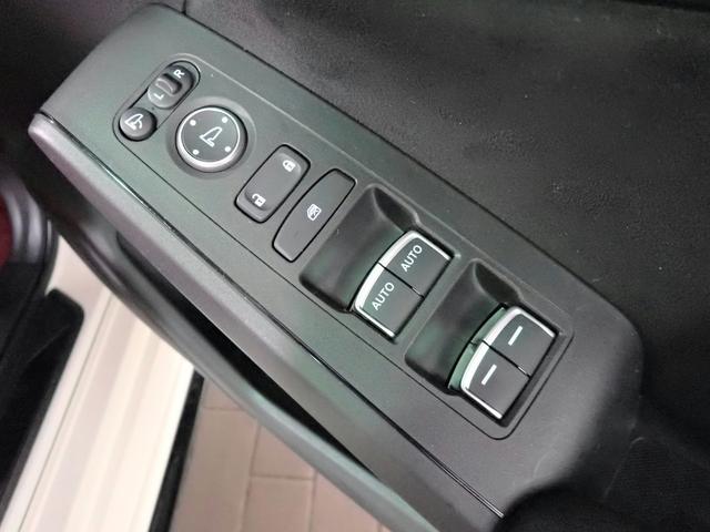 シビック タイプＲ　６速マニュアル　純正９インチコネクトナビ　フルセグＴＶ　ブルートゥース　バックカメラ　ＥＴＣ２．０　ＬＥＤオートライト　ワンオーナー　禁煙車　Ｐセンサー　ターボ　ワイヤレス充電　ホンダセンシング（19枚目）