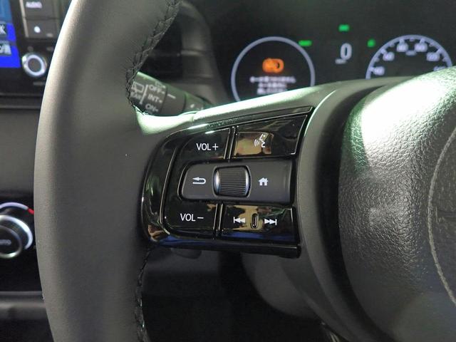 ヴェゼル ｅ：ＨＥＶＸ　ギャザズ９インチナビ　フルセグＴＶ　ブルートゥース　バックカメラ　ＬＥＤオートライト　オートハイビーム　ワンオーナー　禁煙車　パーキングセンサー　パドルシフト　ホンダセンシング　スマートキー（11枚目）