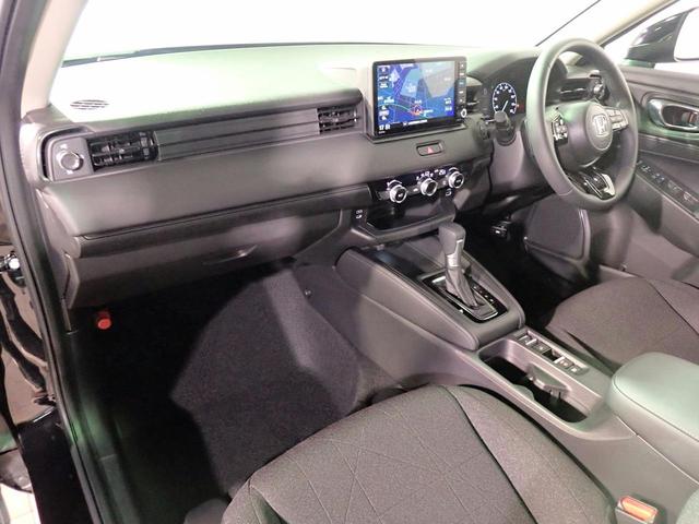 ヴェゼル ｅ：ＨＥＶＸ　ギャザズ９インチナビ　フルセグＴＶ　ブルートゥース　バックカメラ　ＬＥＤオートライト　オートハイビーム　ワンオーナー　禁煙車　パーキングセンサー　パドルシフト　ホンダセンシング　スマートキー（20枚目）