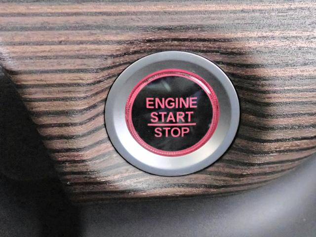 フリード クロスター・ホンダセンシング　ギャザズメモリーナビ　ブルートゥース　フルセグＴＶ　Ｂカメラ　両側電動スライドドア　ＥＴＣ車載器　ＬＥＤオートライト　ワンオーナー　禁煙車　Ｓヒーター　ハーフレザーシート　ドラレコ前後　ルーフレール（17枚目）