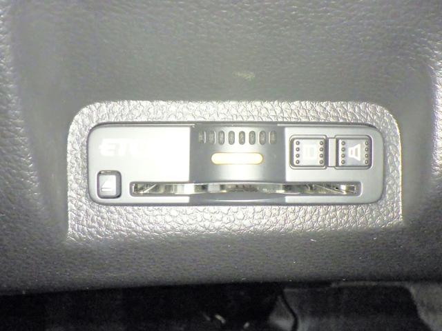 ヴェゼル e:HEVZ ホンダコネクト9インチナビ フルセグTV ブルートゥース バックカメラ ETC2.0 LEDオートライト ワンオーナー 禁煙車 Pセンサー シート&ステアリングヒーター ワイヤレス充電 ドラレコ前後(11枚目)