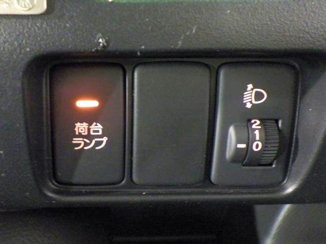 アクティトラック タウン　５速マニュアル　純正ＣＤデッキ　４ＷＤ　エアコン　運転席エアバック　パワステ　ワンオーナー　禁煙車　荷台保護カバー　ゲートプロテクター　パワーウィンドウ　ゲートチェーン　社外１２ＡＷ（10枚目）