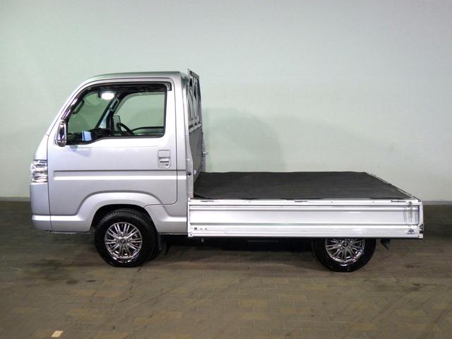 アクティトラック タウン　５速マニュアル　純正ＣＤデッキ　４ＷＤ　エアコン　運転席エアバック　パワステ　ワンオーナー　禁煙車　荷台保護カバー　ゲートプロテクター　パワーウィンドウ　ゲートチェーン　社外１２ＡＷ（32枚目）
