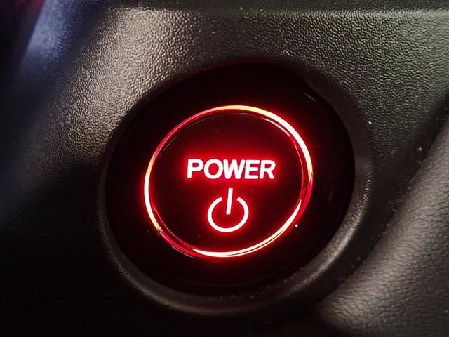 ヴェゼル ｅ：ＨＥＶＺ　ホンダコネクト９インチナビ　フルセグＴＶ　ブルートゥース　バックカメラ　ＥＴＣ２．０　ＬＥＤオートライト　ワンオーナー　禁煙車　Ｐセンサー　シート＆ステアリングヒーター　ワイヤレス充電　ドラレコ前後（19枚目）