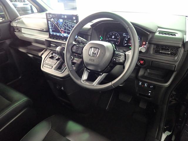 ステップワゴン スパーダ　ギャザズ１１．４インチナビ　フルセグＴＶ　ブルートゥース　全方位Ｍ　両側電動スライドドア　Ｓヒーター　ＬＥＤオートライト　オートハイビーム　ワンオーナー　禁煙車　Ｐセンサー　ＢＳＩ　Ｐテールゲート（22枚目）