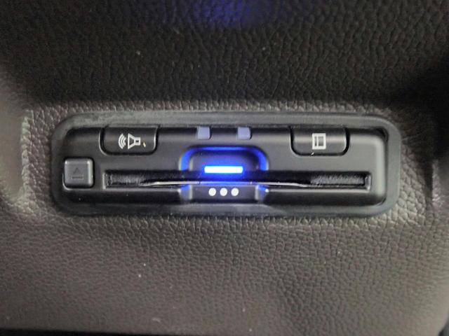 フリード Ｇ　ギャザズ８インチメモリーナビ　ブルートゥース　フルセグＴＶ　バックカメラ　両側電動スライドドア　ＥＴＣ車載器　ＬＥＤオートライト　ワンオーナー　禁煙車　シートヒーター　レーダークルーズコントロール（11枚目）