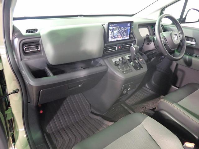 フリード e:HEVクロスター ギャザズ9インチメモリーナビ ブルートゥース フルセグTV バックカメラ ETC車載器 両側電動スライドドア シートヒーター LEDオートライト ワンオーナー 禁煙車 ルーフレール BSI(25枚目)