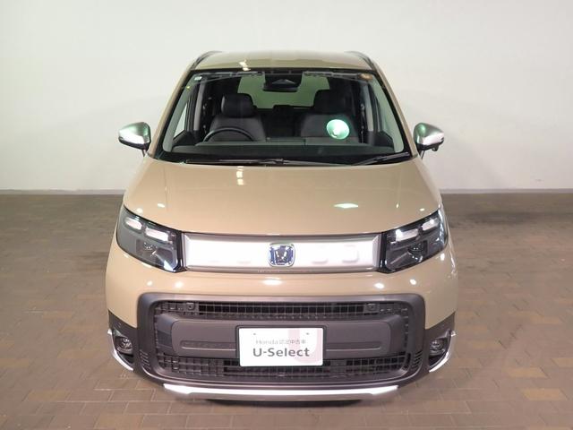 フリード e:HEVクロスター ギャザズ9インチメモリーナビ ブルートゥース フルセグTV バックカメラ ETC車載器 両側電動スライドドア シートヒーター LEDオートライト ワンオーナー 禁煙車 ルーフレール BSI(32枚目)