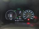 ｅ：ＨＥＶＰＬａＹ　ホンダコネクト９インチナビ　ブルートゥース　全方位カメラ　ＥＴＣ２．０　ＬＥＤオートライト　ワンオーナー　禁煙車　シートヒーター　ワイヤレス充電　パノラマルーフ　ＢＳＩ　Ｐテールゲート　ドラレコ前後（22枚目）