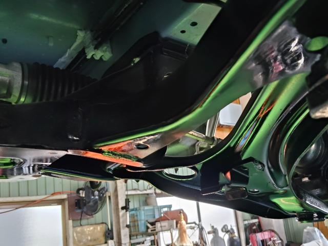 ハイゼットトラック ジャンボSAIIIt 実走行22790KM 衝突被害軽減ブレーキ 4速オートマ ゲートプロテクター 荷台マット フロアマット LEDヘッドライト フォグ キーレス パワーウインド エアコン パワステ 社外12インチアルミ(23枚目)