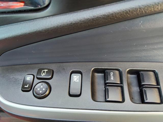 デリカD:2 ハイブリッドMZ 全方位カメラ付ナビパッケージ 実走行44833KM 全方位カメラ付きナビTV DVD HUD LEDヘッド Bカメラ ETC シートヒーター 両側パワスラ 衝突被害軽減ブレーキ クルコン クリアランスソナー オールシーズンタイヤ(30枚目)