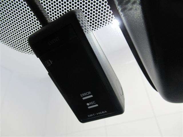 アクア クロスオーバー　グラム　フルセグ　メモリーナビ　ＤＶＤ再生　ミュージックプレイヤー接続可　バックカメラ　衝突被害軽減システム　ＥＴＣ　ドラレコ　ＬＥＤヘッドランプ　ワンオーナー（24枚目）