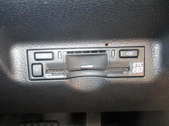 シエンタ ハイブリッドＺ　ナビ＆ＴＶ　ＴＳＳ　横滑り防止機能　バックモニター　ウォークスルー　フルセグテレビ　クルーズコントロール　ＬＥＤライト　盗難防止装置　ＡＢＳ　３列シート　カーテンエアバック　スマートキー　メモリーナビ（29枚目）