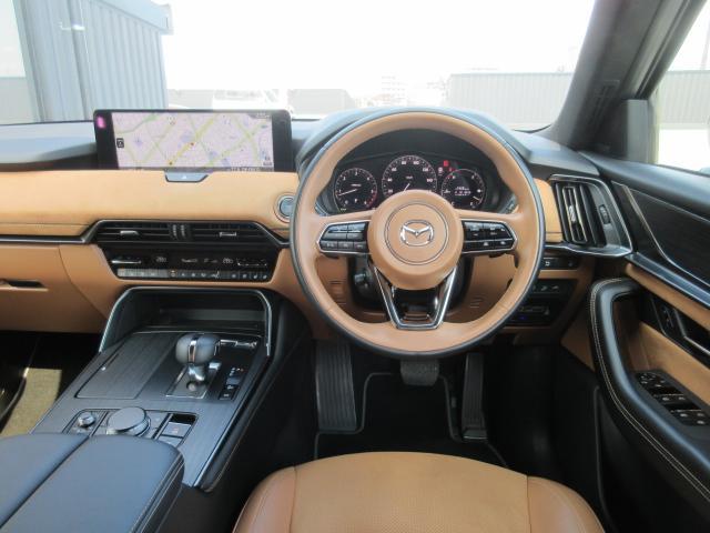 CX-60 XD-ハイブリッド プレミアムスポーツ 衝突被害軽減システム アダプティブクルーズコントロール 全周囲カメラ オートマチックハイビーム サンルーフ 4WD 革シート 電動シート シートヒーター バックカメラ オートライト LEDヘッドランプ(4枚目)