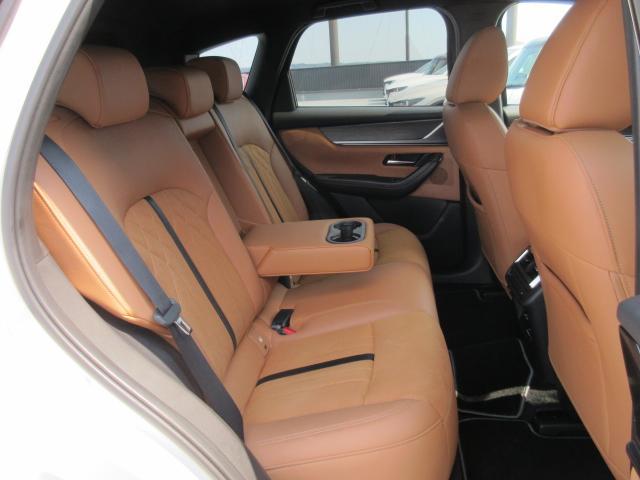 CX-60 XD-ハイブリッド プレミアムスポーツ 衝突被害軽減システム アダプティブクルーズコントロール 全周囲カメラ オートマチックハイビーム サンルーフ 4WD 革シート 電動シート シートヒーター バックカメラ オートライト LEDヘッドランプ(18枚目)