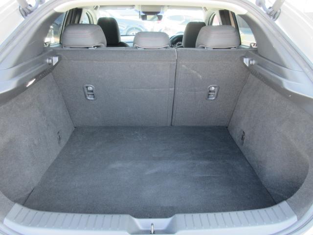 CX-30 XD ブラックトーンエディション 衝突被害軽減システム アダプティブクルーズコントロール 全周囲カメラ オートマチックハイビーム 電動シート シートヒーター バックカメラ オートライト LEDヘッドランプ ETC Bluetooth(18枚目)