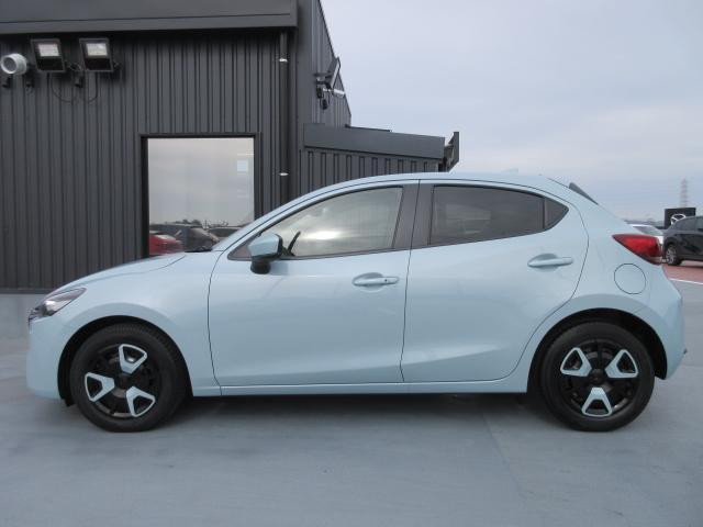 MAZDA2 15 BD 衝突被害軽減システム アダプティブクルーズコントロール 全周囲カメラ オートマチックハイビーム バックカメラ オートライト LEDヘッドランプ ETC Bluetooth ワンオーナー(2枚目)