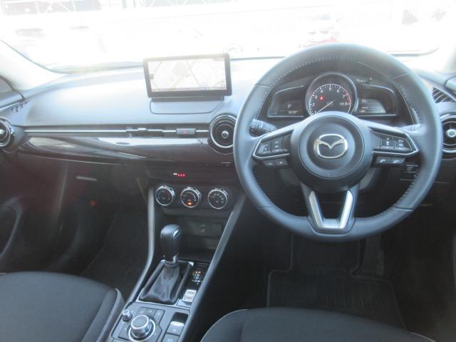 CX-3 15S ツーリング 衝突被害軽減システム アダプティブクルーズコントロール 全周囲カメラ オートマチックハイビーム バックカメラ オートライト LEDヘッドランプ ETC Bluetooth ワンオーナー(5枚目)