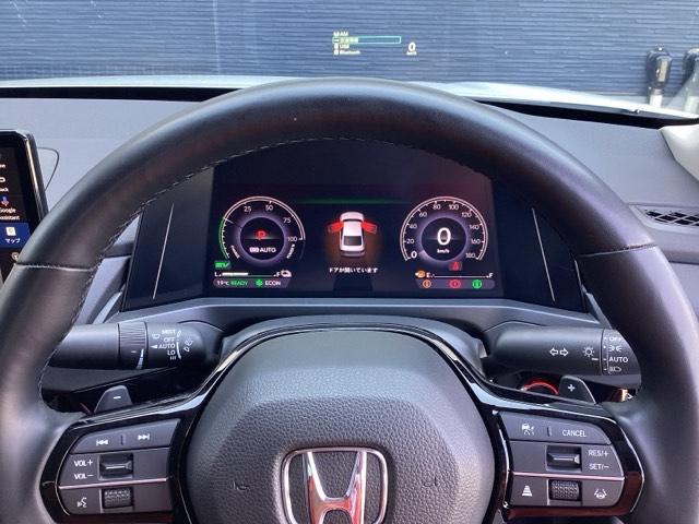 アコード ｅ：ＨＥＶ　当社デモカー　禁煙車　ワンオーナー　Ｇｏｏｇｌｅ搭載ディスプレイオーディオ　フルセグＴＶ　ＢｌｕｅｔｏｏｔｈＡｕｄｉｏ　メモリー付き本革シート　全席シートヒーター　アダプティブクルーズコントロール（12枚目）