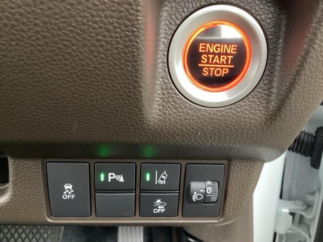 Ｎ－ＷＧＮ Ｌ　元当社デモカー　ホンダ純正８インチナビ　禁煙車　運転席助手席シートヒーター　フルセグＴＶ　Ｂｌｕｅｔｏｏｔｈ　バックカメラ　ＬＥＤヘッドライト　ＥＴＣ　電子パーキング　ホンダセンシング（17枚目）