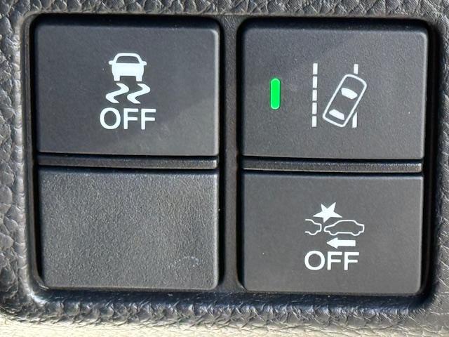 N-BOXカスタム G・Lホンダセンシング ホンダ純正8インチナビ ドライブレコーダー 両側電動スライドドア 禁煙車 フルセグTV Bluetooth ミュージックサーバー バックカメラ ETC LEDヘッドライト ホンダセンシング(18枚目)