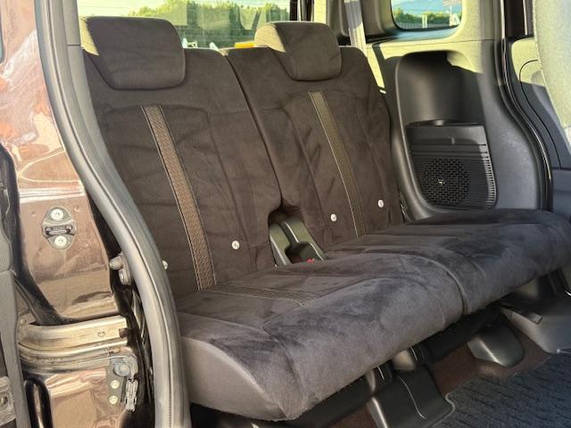 N-BOXカスタム G・Lホンダセンシング ホンダ純正8インチナビ ドライブレコーダー 両側電動スライドドア 禁煙車 フルセグTV Bluetooth ミュージックサーバー バックカメラ ETC LEDヘッドライト ホンダセンシング(20枚目)