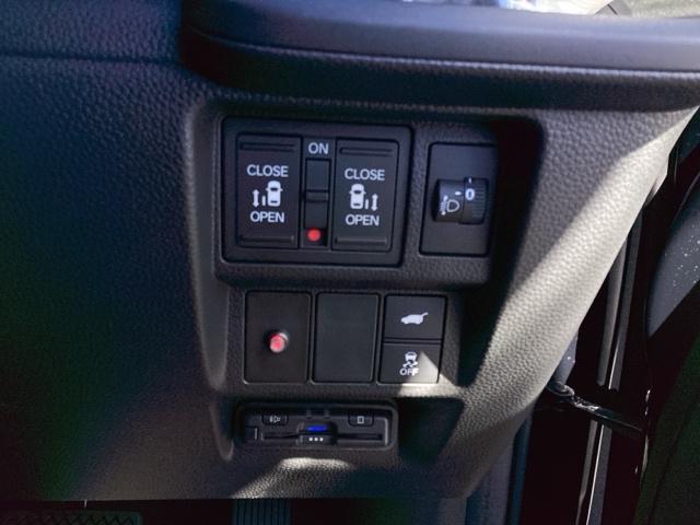 ステップワゴン e:HEVスパーダ レンタUP 禁煙車 11.4インチホンダコネクトナビ フルセグTV BluetoothAudio フリップダウンモニター 全周囲カメラ ドラレコ前後 両側Pスライドドア シートヒーター ETC(16枚目)
