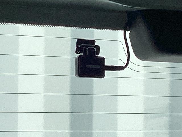 ステップワゴン eHEVスパーダプレミアムラインブラックエディション レンタUP 禁煙車 11.4インチHondaCONNECTナビ フリップダウンモニター ドラレコ前後 シートヒーター 電動リアゲート 両側Pスライドドア LEDヘッドライト ETC(13枚目)