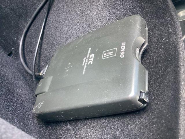 シビック タイプＲ　フルノーマル　ワンオーナー　禁煙車　フロントドライブレコーダー　ホンダ純正ナビ　バックカメラ　ＥＴＣ　スマートキー　盗難防止装置　１年間走行距離無制限保証付き　クルーズコントロール（15枚目）