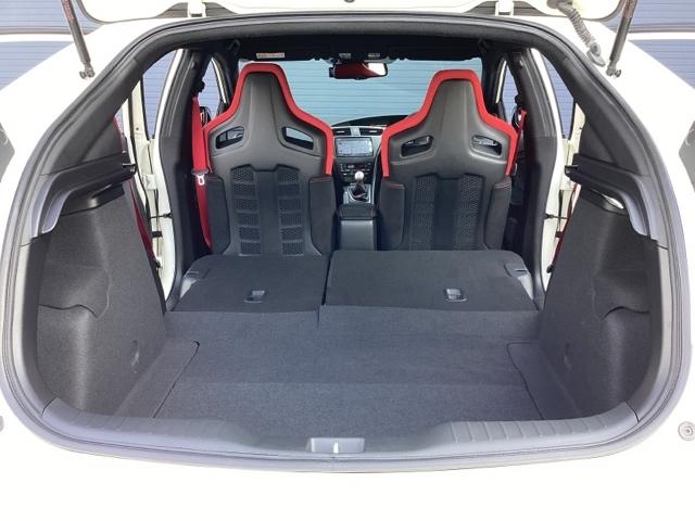 シビック タイプＲ　フルノーマル　ワンオーナー　禁煙車　フロントドライブレコーダー　ホンダ純正ナビ　バックカメラ　ＥＴＣ　スマートキー　盗難防止装置　１年間走行距離無制限保証付き　クルーズコントロール（22枚目）