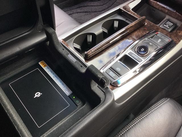 レジェンド ハイブリッド　ＥＸ　前後ドライブレコーダー　ホンダ純正ナビ　フルセグＴＶ　Ｂｌｕｅｔｏｏｔｈ　バックカメラ　運転席助手席シートヒーター　禁煙車　サンルーフ　ＬＥＤヘッドライト　スマートキー　ホンダセンシング（17枚目）
