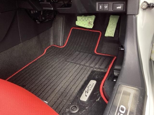 Ｓ６６０ α　無限マフラー　前後Ｍｏｄｕｌｏバンパー　ＡＤＶＡＮＦＬＥＶＡ　フルセグＴＶ対応純正ナビ　スカイサウンドスピーカー　アクティブスポイラー　禁煙車　ＥＴＣ　ＬＥＤヘッドライト　スマートキー（29枚目）