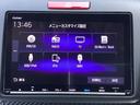 ハイブリッドＲＳ・ホンダセンシング　純正９インチナビ　Ｂｌｕｅｔｏｏｔｈ対応　ＤＶＤ再生　バックモニター　禁煙車　純正アルミホイール　ＥＴＣ　ドライブレコーダー　フロアマット　ドアバイザー　アイドリングストップ　スペアキー（9枚目）