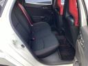☆後部座席☆後席も広いスペースでひざ周りラクラク♪長時間のっても快適ですね♪