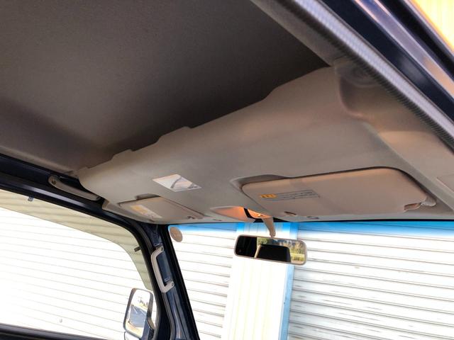 スーパーキャリイ X ディスチャージヘッド装着車 フォグランプ キーレス 荷台マット ドアバイザー 社外CDオーディオ オートギヤシフト 2nd発進(31枚目)