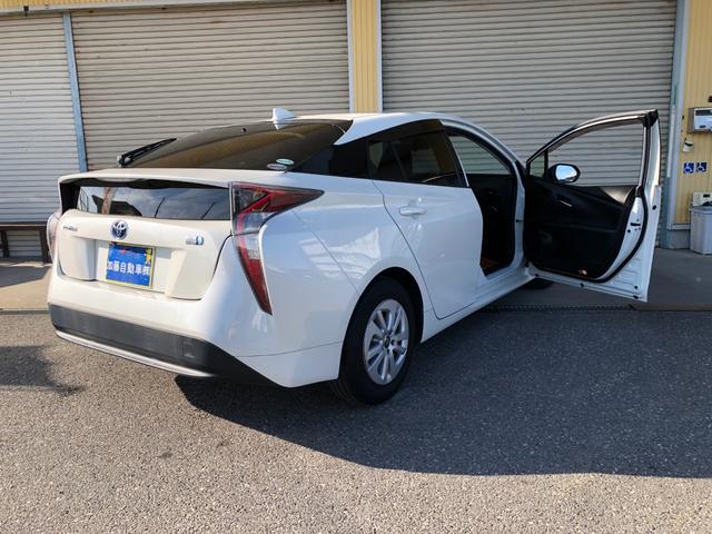 プリウス S 純正SDナビ フルセグTV バックガイドモニター ビルトインETC ステアリングリモコン クルーズコントロール 前後ドラレコ(4枚目)