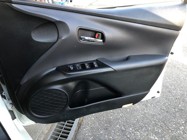 プリウス S 純正SDナビ フルセグTV バックガイドモニター ビルトインETC ステアリングリモコン クルーズコントロール 前後ドラレコ(23枚目)