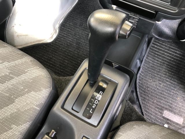 キャリイトラック ＫＣエアコン・パワステ　オートマ　エアコン　パワステ　ＦＭＡＭラジオ　同色全塗装済み（20枚目）