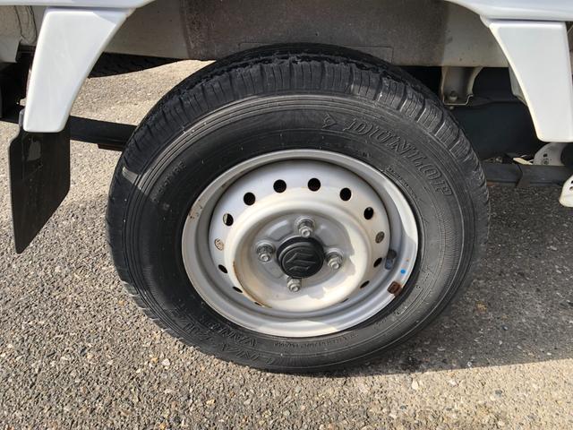 キャリイトラック ＫＣエアコン・パワステ　オートマ　エアコン　パワステ　ＦＭＡＭラジオ　同色全塗装済み（33枚目）