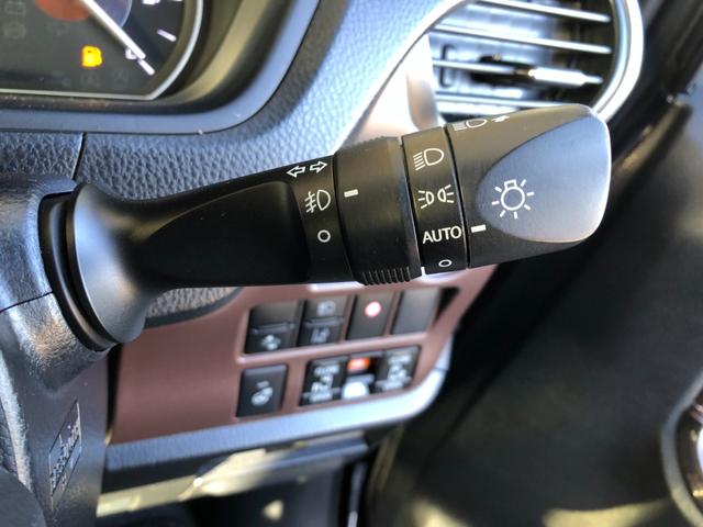 エスクァイア Ｇｉ　プレミアムパッケージ　純正１０インチＳＤナビ　フルセグＴＶ　バックモニター　後席１２．１インチフリップダウンモニター　ビルトインＥＴＣ　スマートキー２個　両側パワースライドドア　ハーフレザーシート　シートヒーター（25枚目）